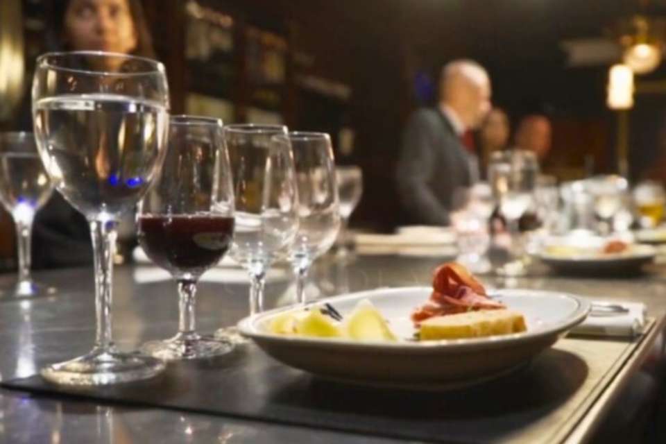 El Aljibe VIP Dinner Show & Wine Tasting - Tangol Tours - Argentina - Image 8