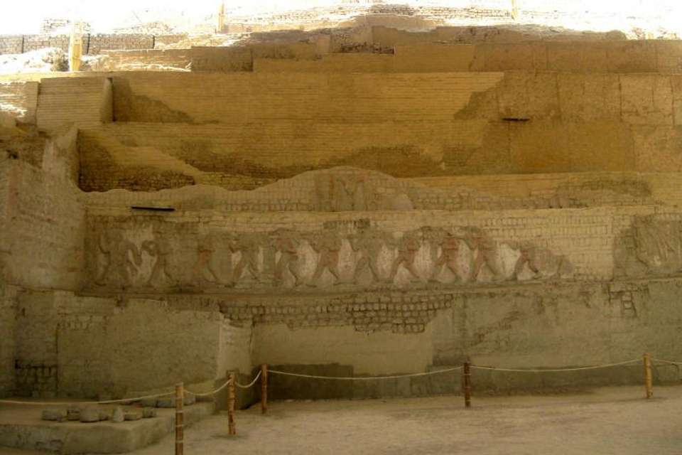 El Brujo Complex Archaeological Tour in Trujillo - Tangol Tours - Spain - Image 2