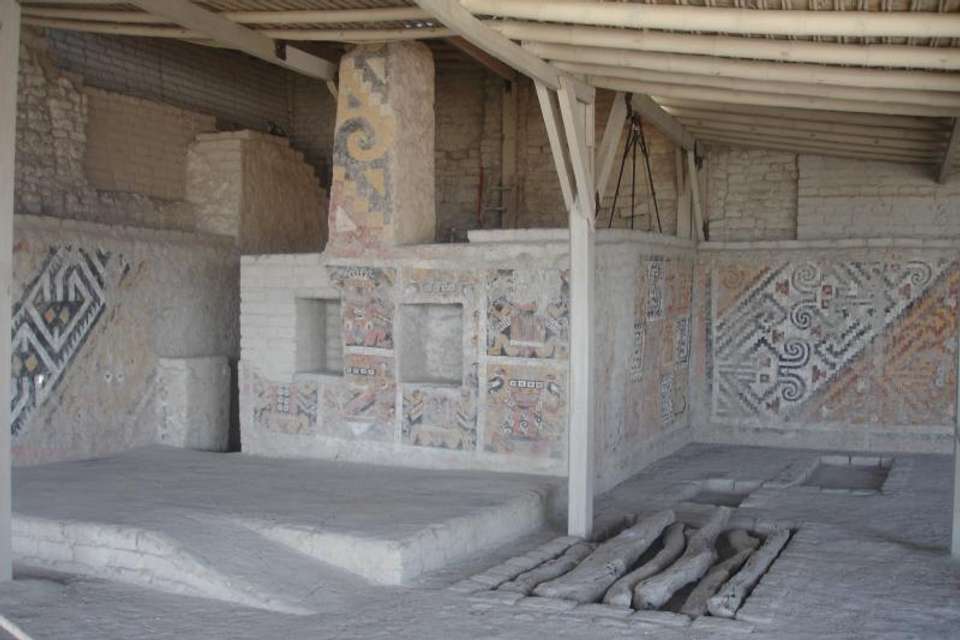 El Brujo Complex Archaeological Tour in Trujillo - Tangol Tours - Spain - Image 3