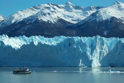 El Calafate Private Day Trip From Buenos Aires With Airfare - Fall Tours