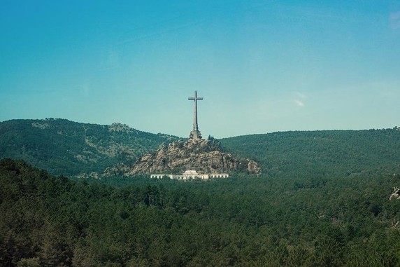 Image 5 of 12