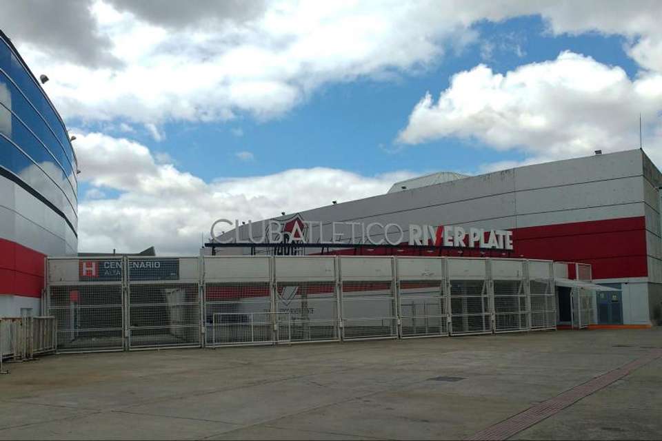 El Monumental Stadium Tour - Tangol Tours - Argentina