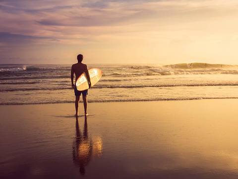North America Small Group Tours: El Tunco Surfing Experience 2d/1n