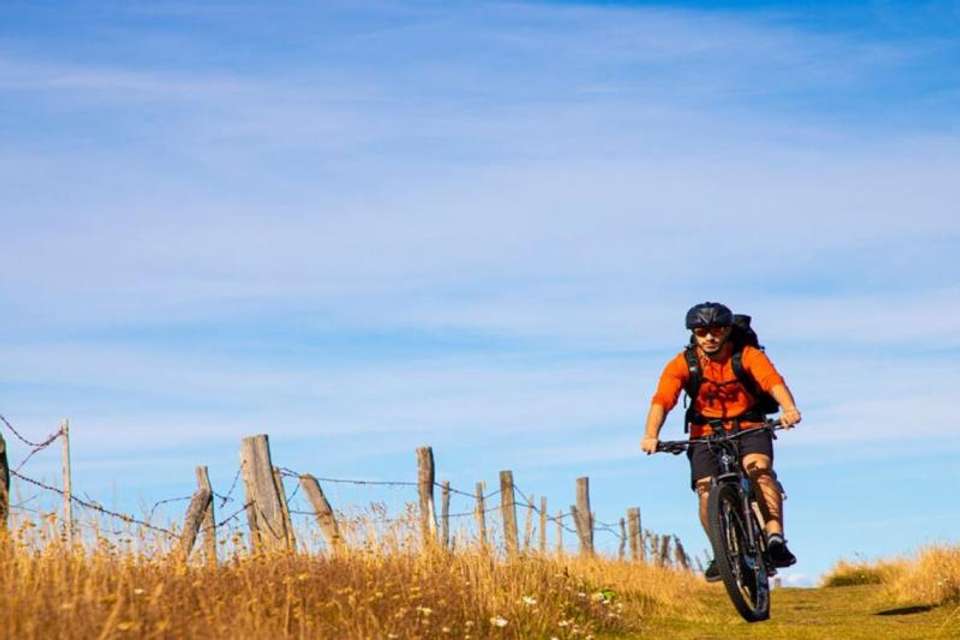 Electric Bike City Tour In Ushuaia - Tangol Tours - Argentina - Image 3