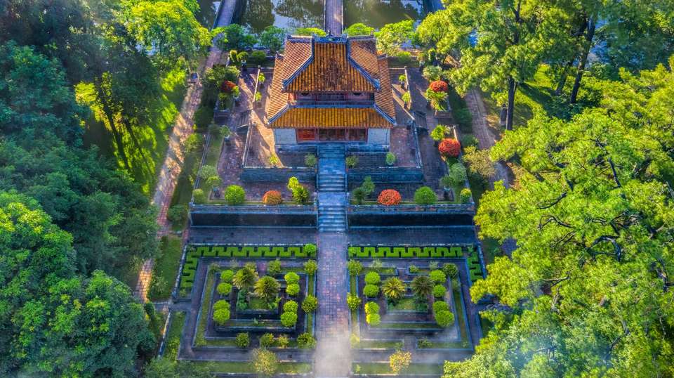 Enchanted Vietnam Expedition in 11 Days - Realistic Asia - Vietnam - Image 4
