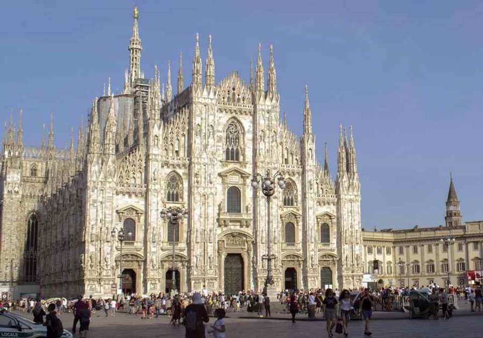 Enchanting Milan Swiss Alps and Paris By Rail - Indus Travels - Italy - Image 9