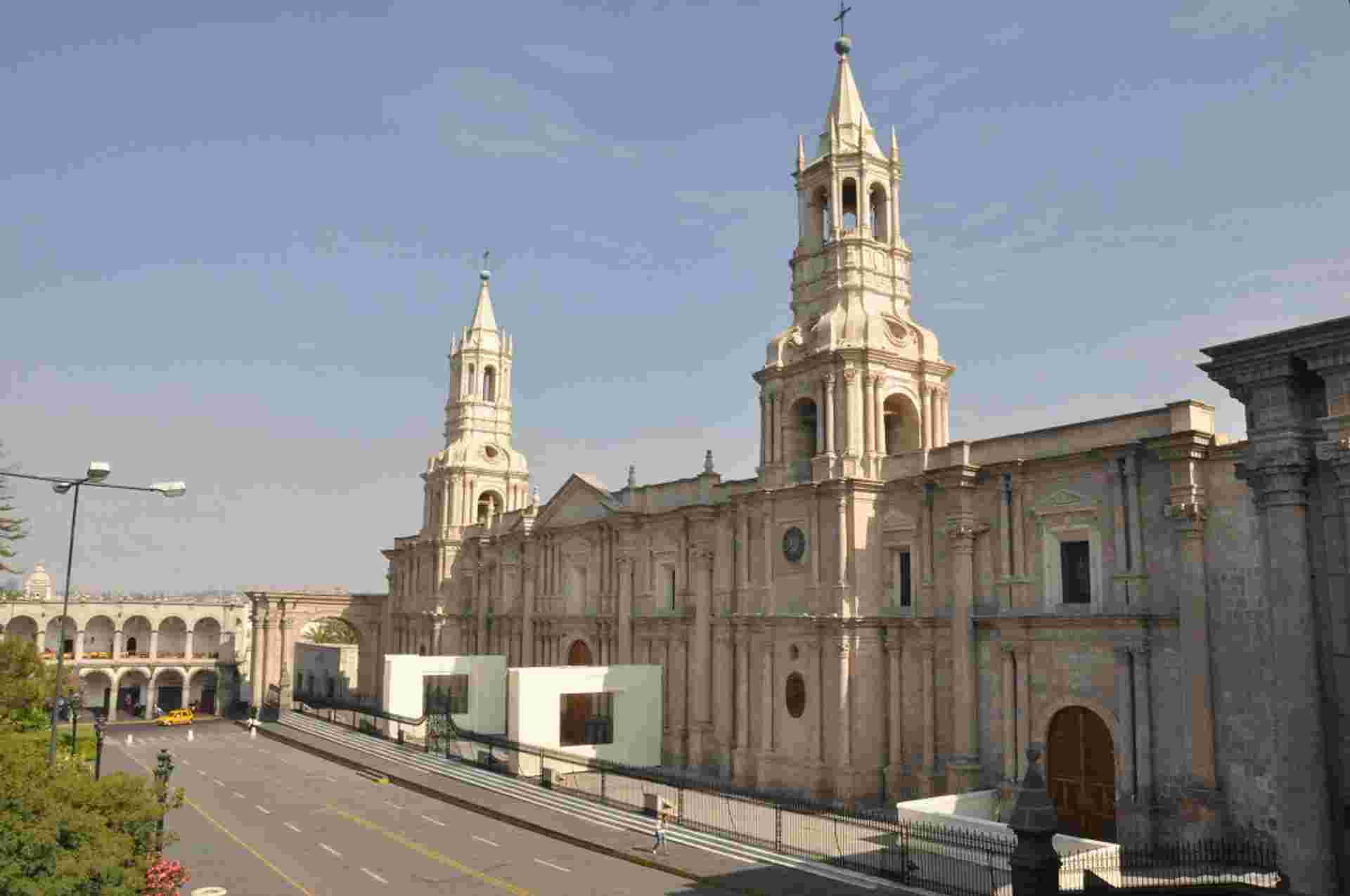 Enigmas Of The South, Private Tour