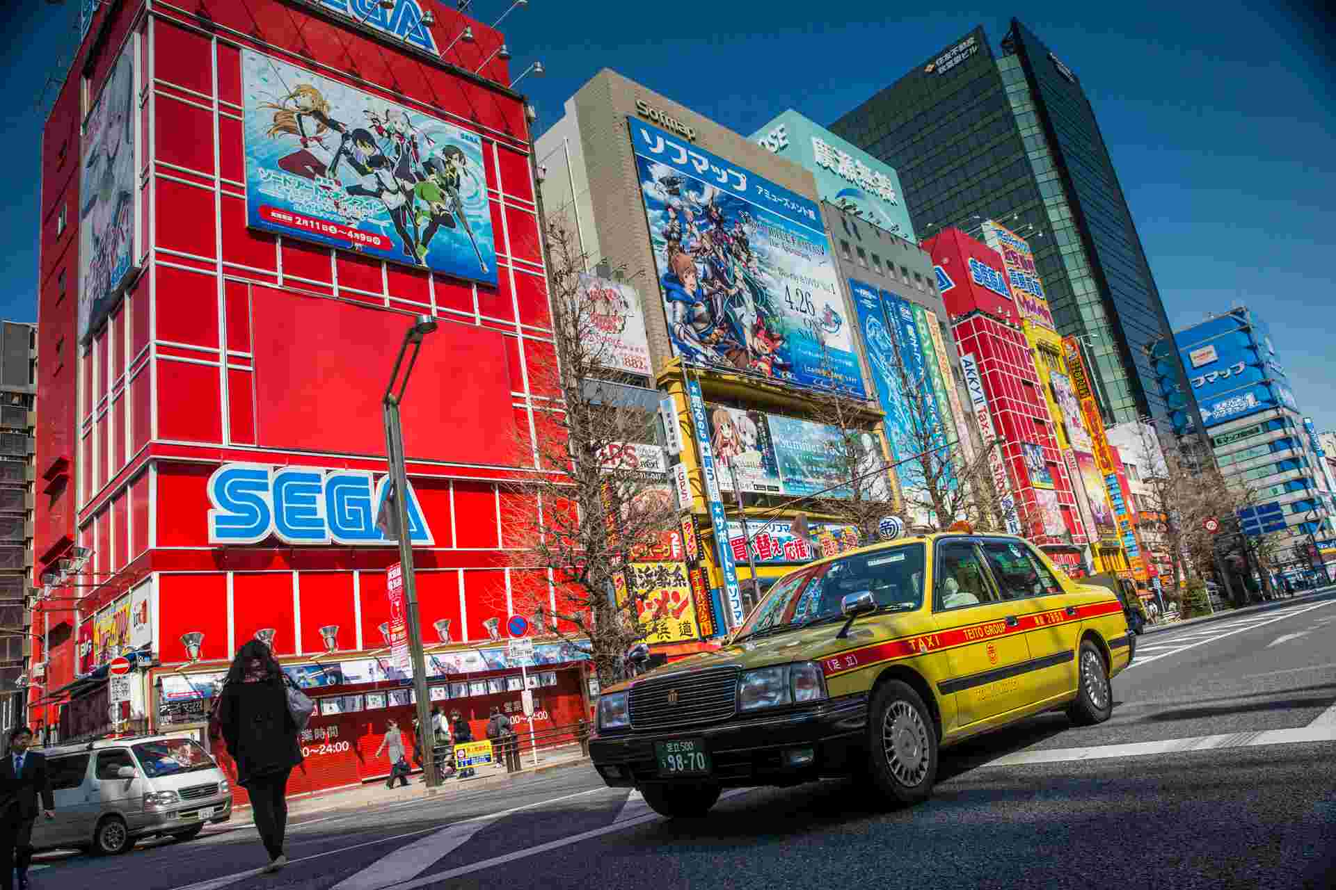 Epic Japan: Speed Trains & Street Food