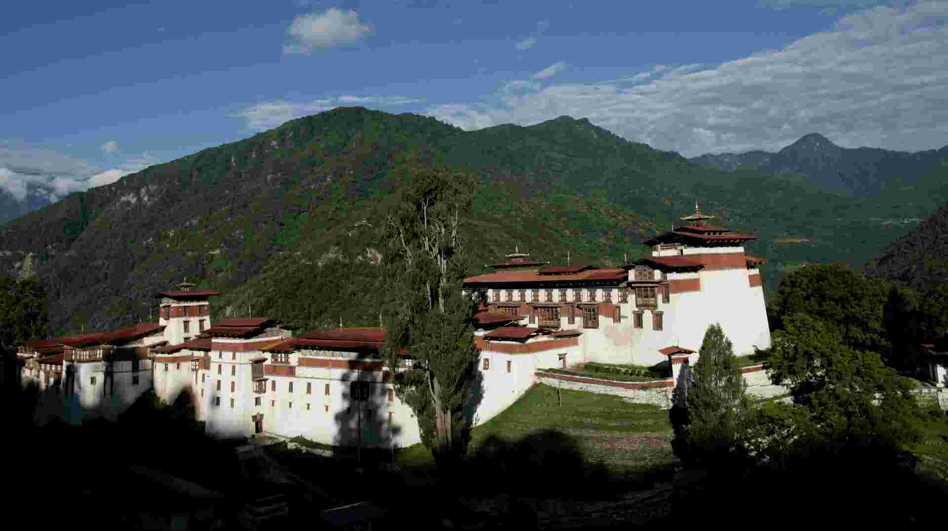 Essence of Bhutan Tour