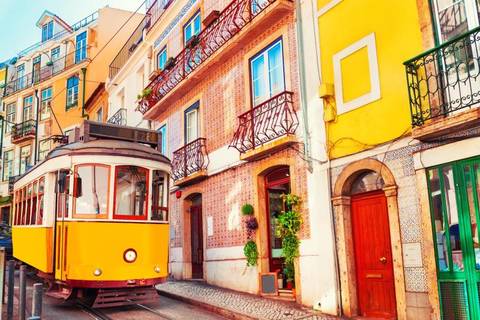 Porto Explorer Tour: Essence Of Portugal: An 8-day Small Group Journey