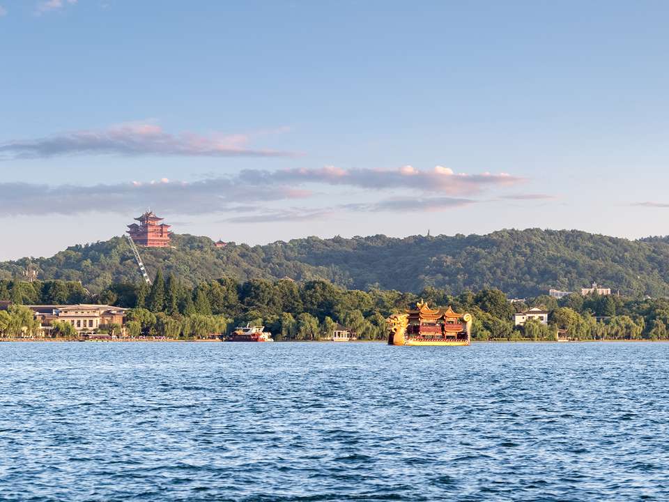 Essential China Adventure - 23 days - On The Go Tours - China