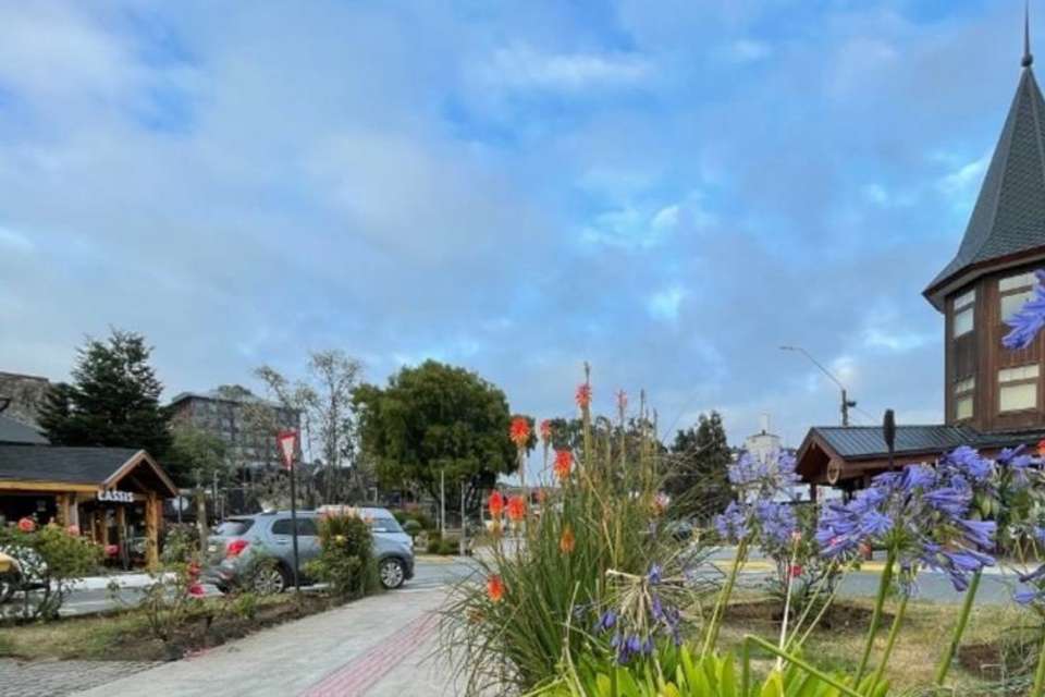 Essential City Tour of Puerto Montt & Puerto Varas – Private Service - undefined - Image 4