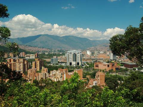 Essential Colombia To Peru & Brazil - 33 Days