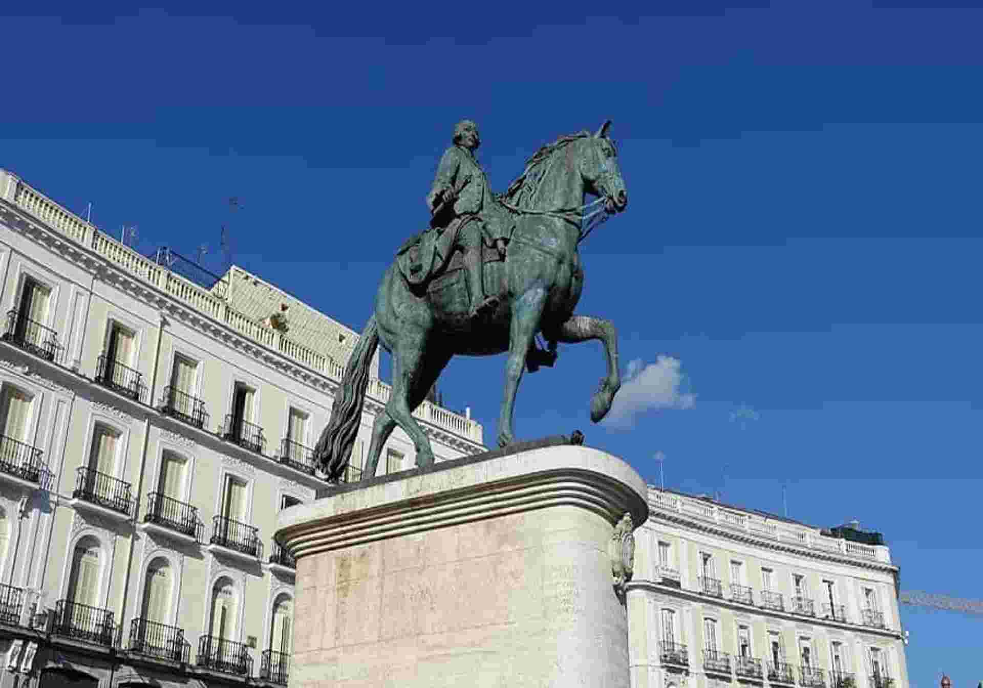Essential Portugal, Spain, Switzerland and France