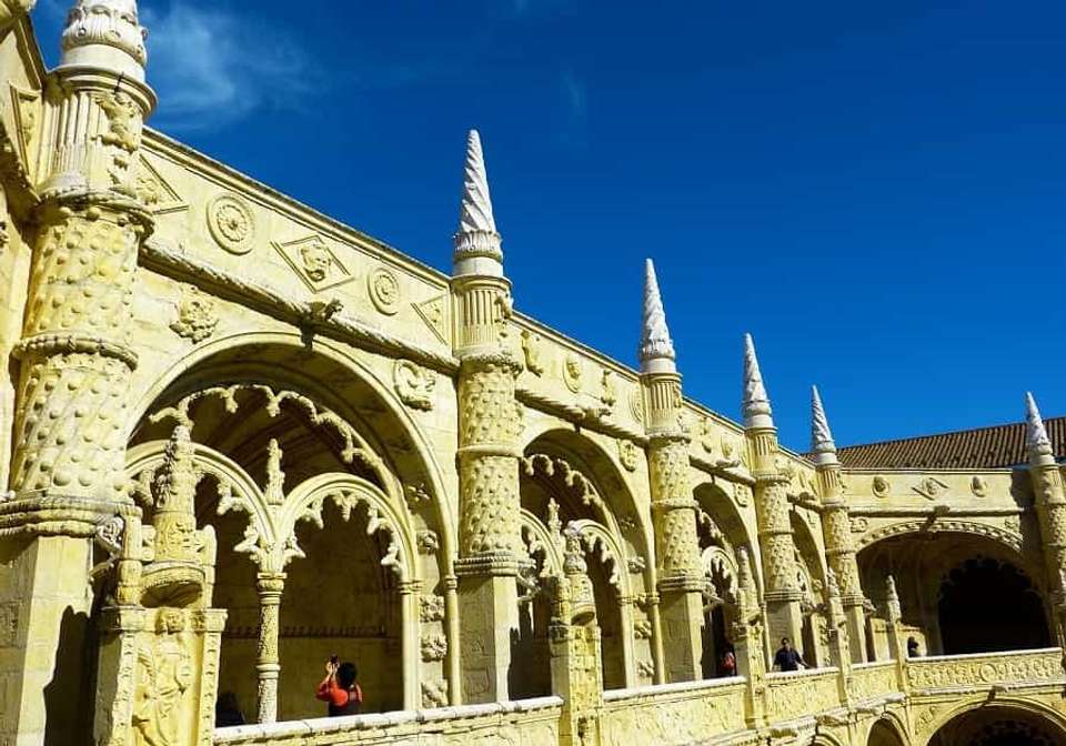 Essential Portugal, Spain, Switzerland and Italy - Indus Travels - Portugal - Image 4