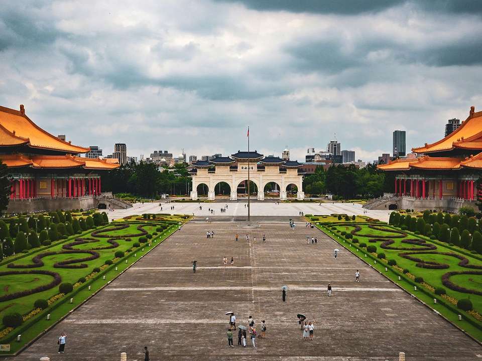 Essential Taiwan Adventure - 12 days  - On The Go Tours - Taiwan - Image 2