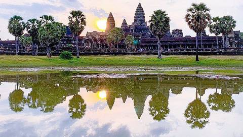 Travel Deals: Essential Vietnam & Cambodia
