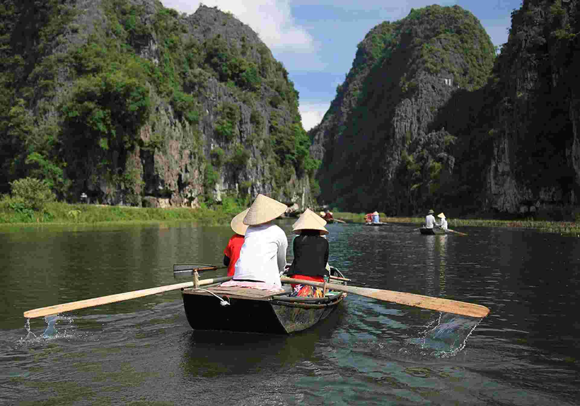 Essential Vietnam And Cambodia