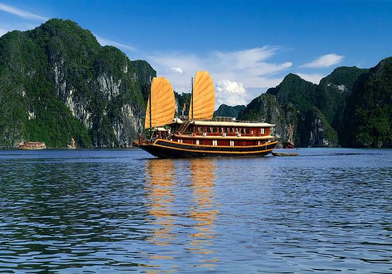 Essential Vietnam Cambodia and Thailand trip - alternative tour available