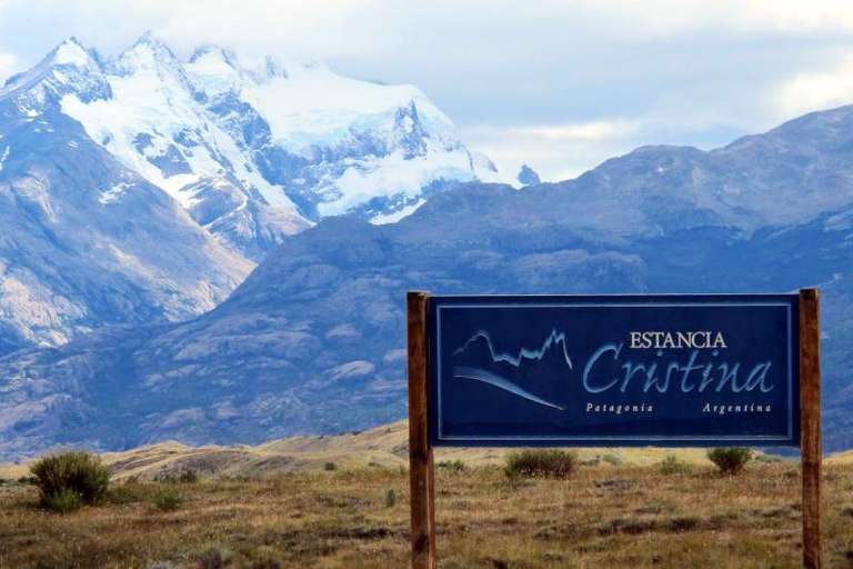Estancia Cristina & Fossil Canyon Trek - 1 day