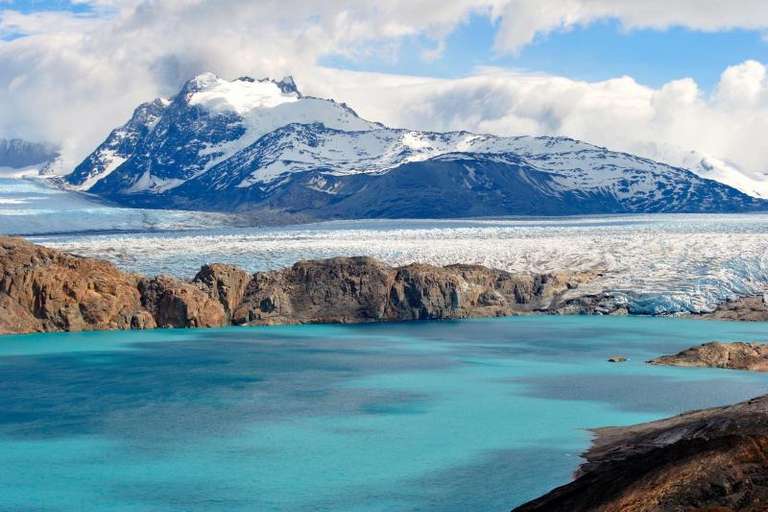 Patagonia Natural landmarks sightseeing Tour: Estancia Cristina Classic Tour