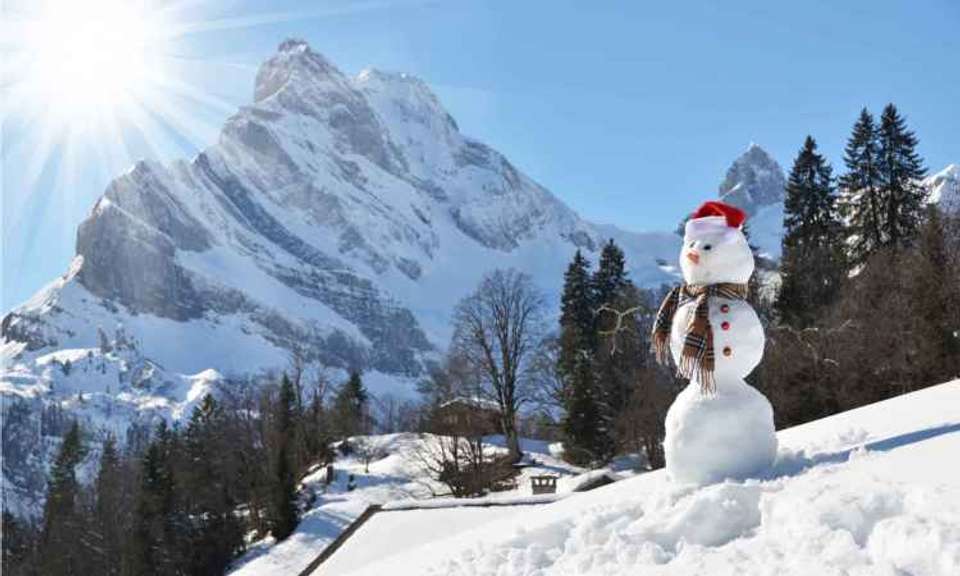 Europe Taster New Year - Expat Explore - England