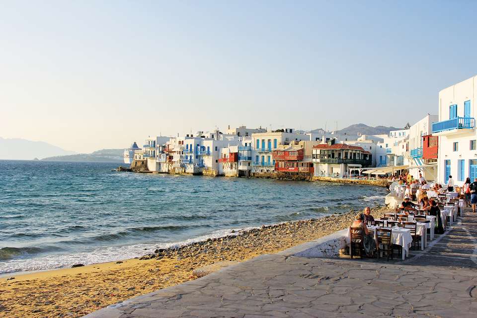 European Adventurer - Contiki - England