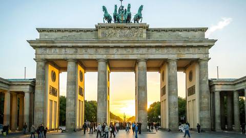 European Trail: Capitals & Cafés