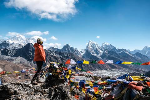 Asia Guided And Escorted Tours: Everest & Gokyo Lakes Circuit