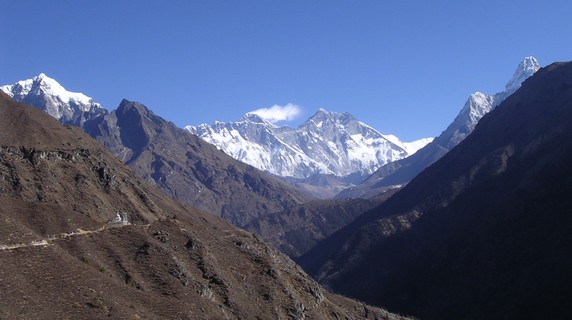 Image 5 of 9