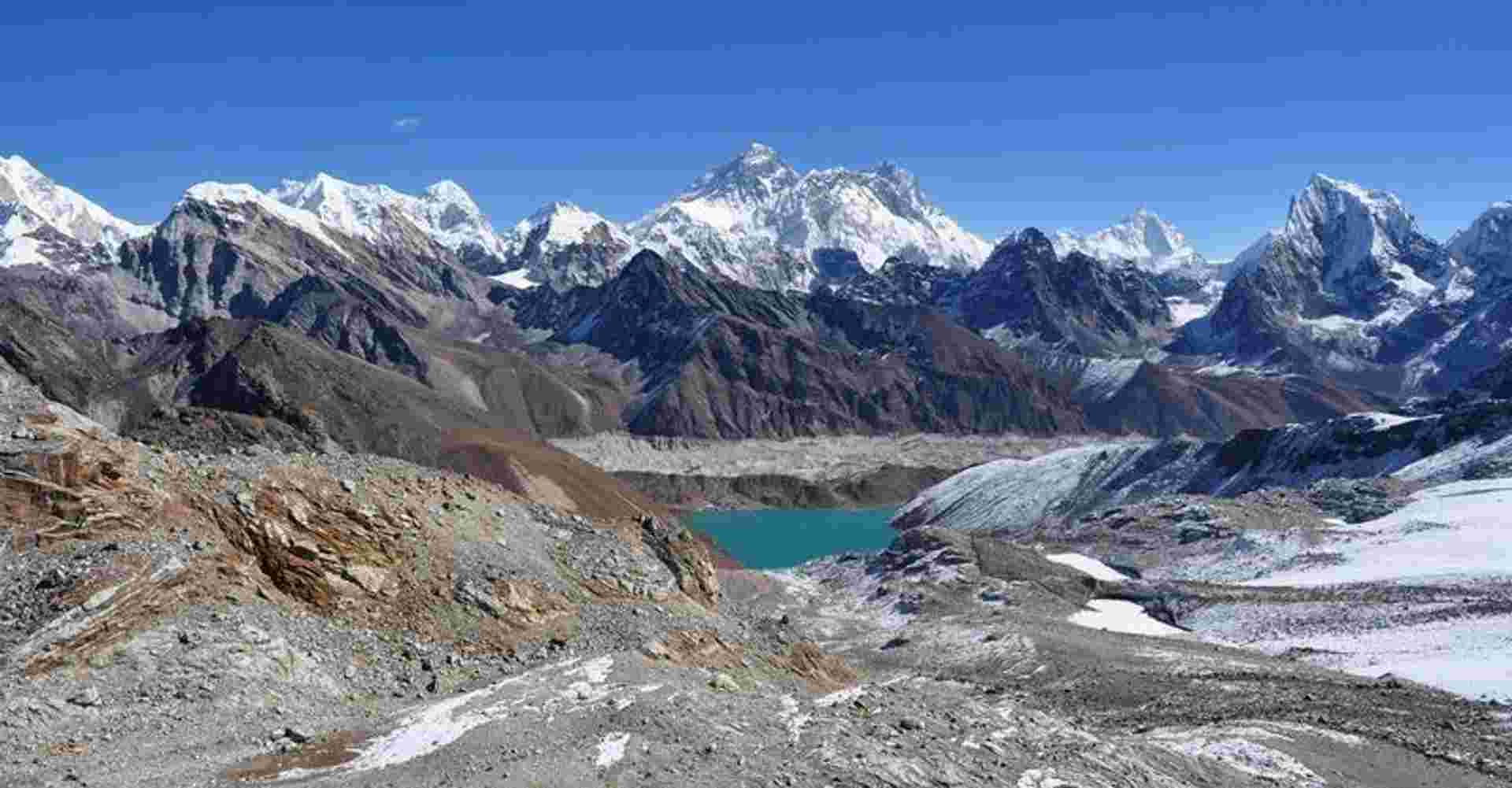 Everest Base Camp - 3 High Passes Trek
