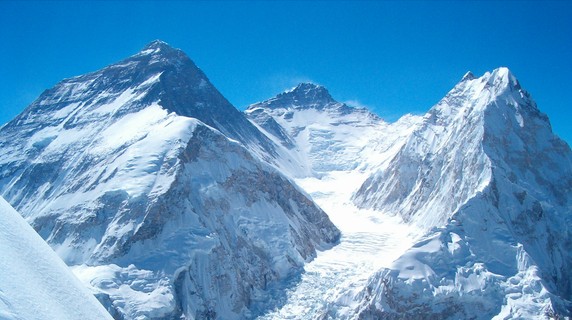 Image 2 of 7