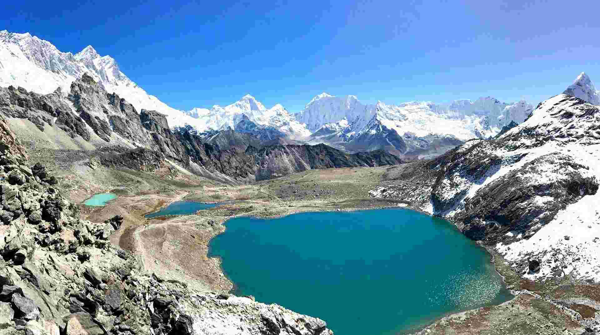Everest Base Camp - 3 High Passes Trek