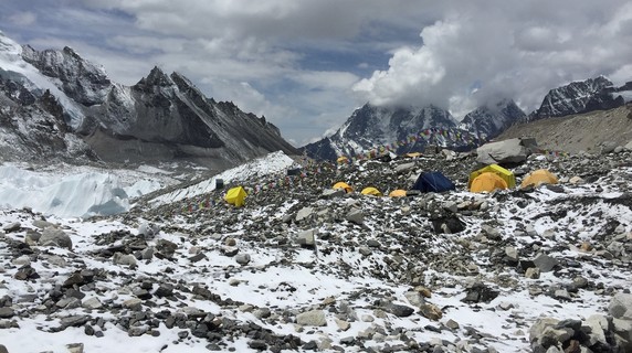 Image 2 of 4