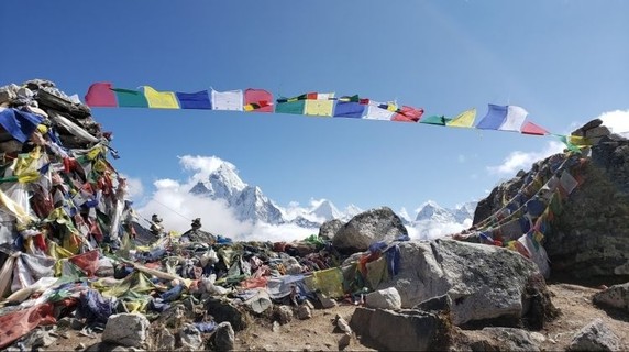 Image 2 of 6