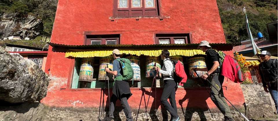 Everest Base Camp High Flyer in Comfort - World Expeditions - Nepal - Image 2