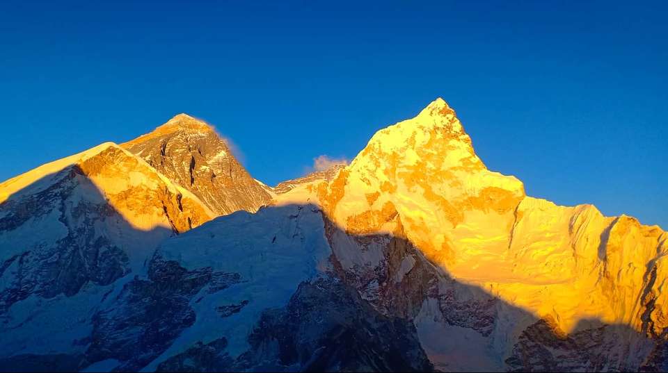 Everest Base Camp Trek - Himalayan Trekking And Tours (p) Ltd - Nepal - Image 10