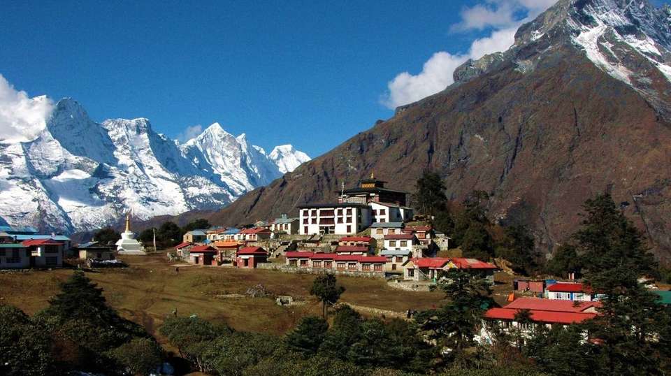 Everest Base Camp Trek With Chopper Return - Master Himalaya Treks And Expedition Pvt Ltd - Nepal - Image 3