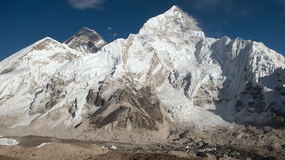 Everest Base Camp with Island Peak - Ace The Himalaya - Nepal - Image 5