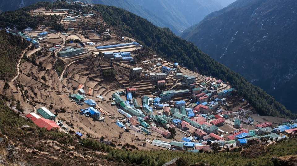 Everest Chopper Tour - Alpine Club Of Himalaya - Nepal - Image 3
