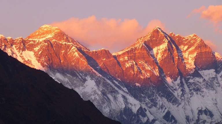 Everest Flight trip - alternative tour available