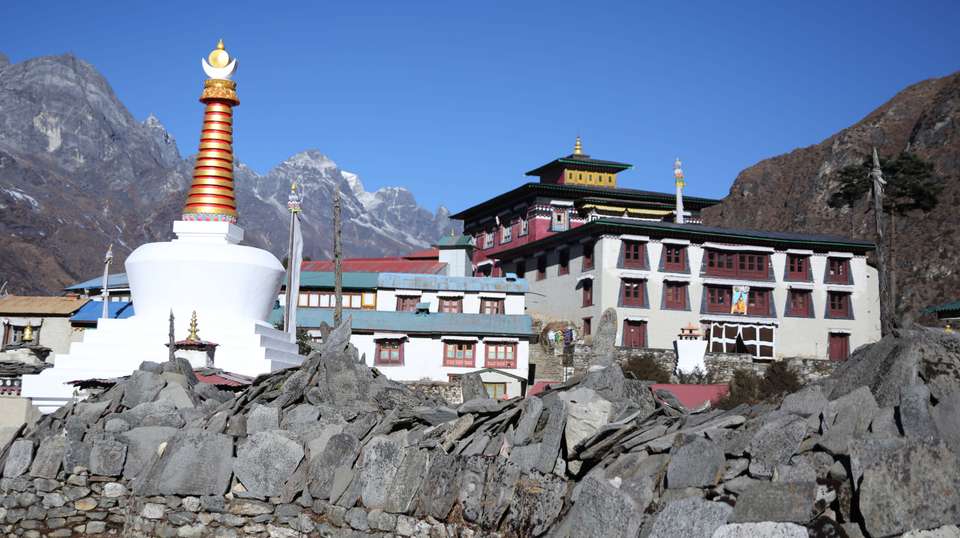 Everest Three Passes Trek - Travel Max Guide - Nepal - Image 6