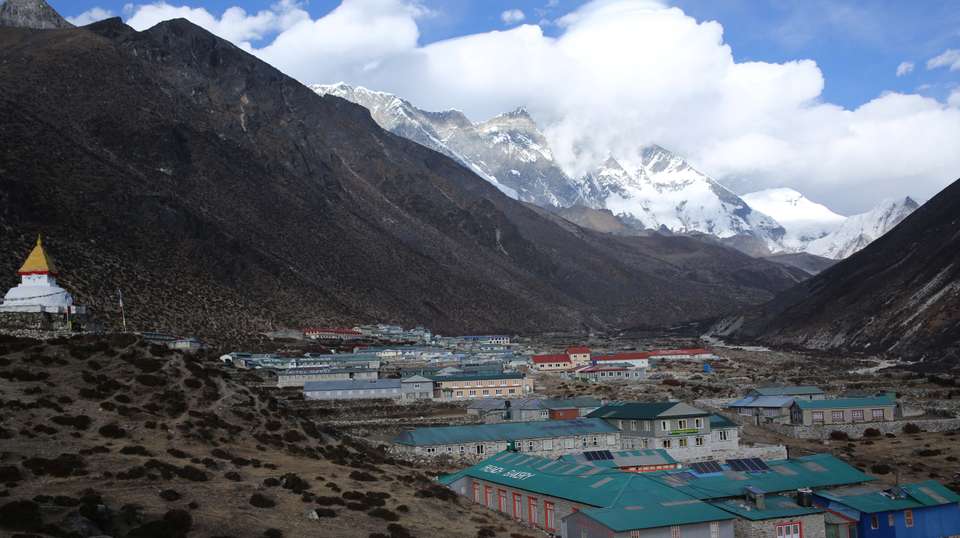 Everest Luxury Lodge Trek - Travel Max Guide - Nepal - Image 6