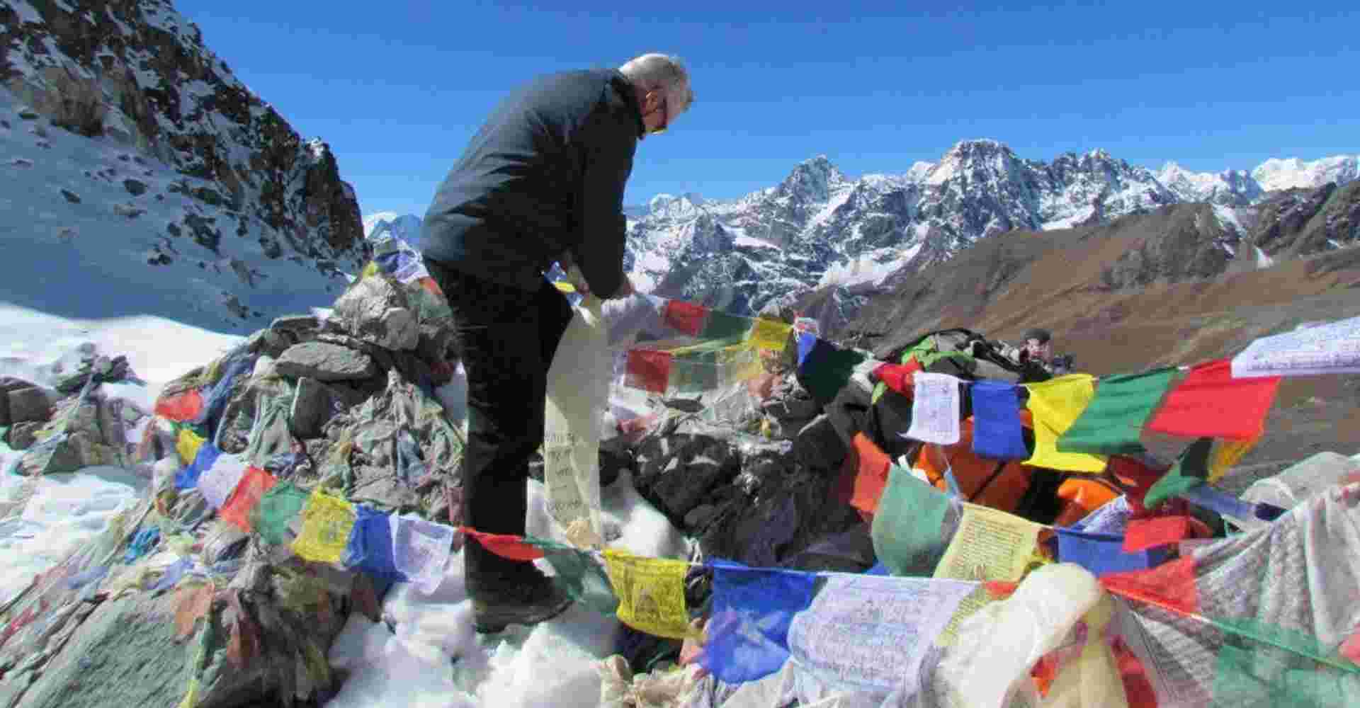 Everest Three High Passes Trekking