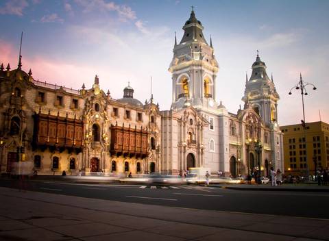 South America Budget Tours: Explore Peru – 11 Days: Lima, Colca Valley, Puno, Cusco, Machu Picchu, French-speaking Guide