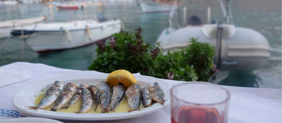 Exploring Crete - World Expeditions - Greece - Image 5