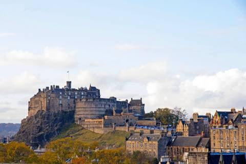 Europe Guided And Escorted Tours: Exploring Scotland & Ireland