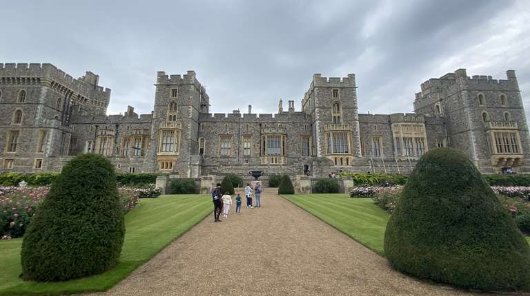 Fabulous Windsor Castle and Stonehenge - 10 hours