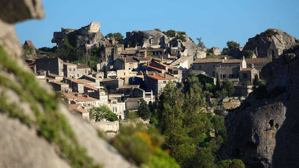 Family Club - A trip to admire the beautiful scenery of the Rhône valley (port-to-port cruise) - Tweet World Travel - France - Image 4