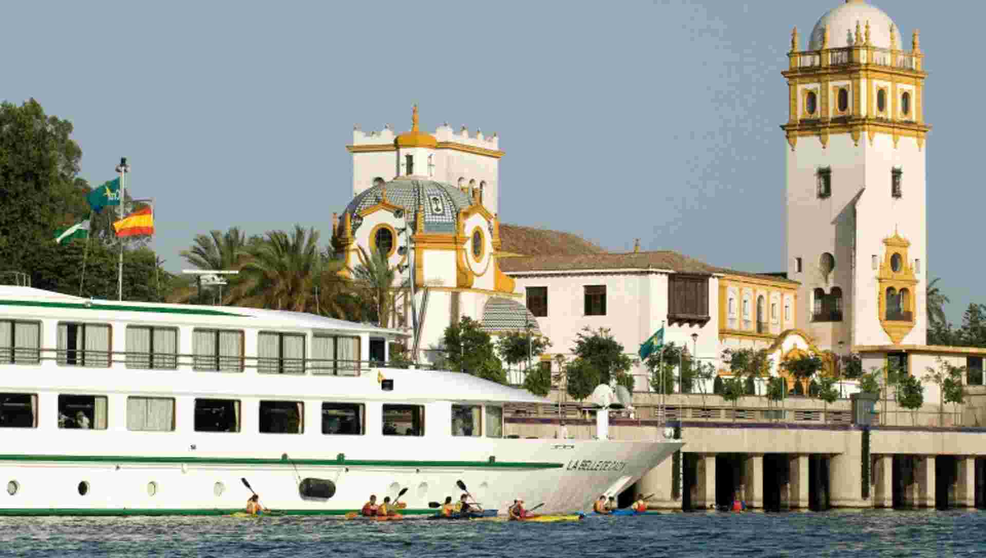 Family Club - Andalusia: Traditions, Gastronomy and Flamenco (port-to-port cruise)
